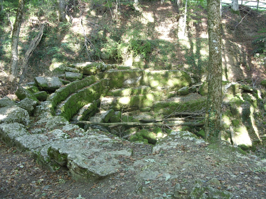 Le Lman, son fond, cratres, volcans subaquatiques, sous-lacustres